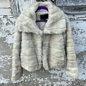 Attention brand fancy coat. 💕